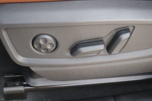 Used 2025 Audi Q5 2.0T Premium w/ Convenience Plus Package image 15