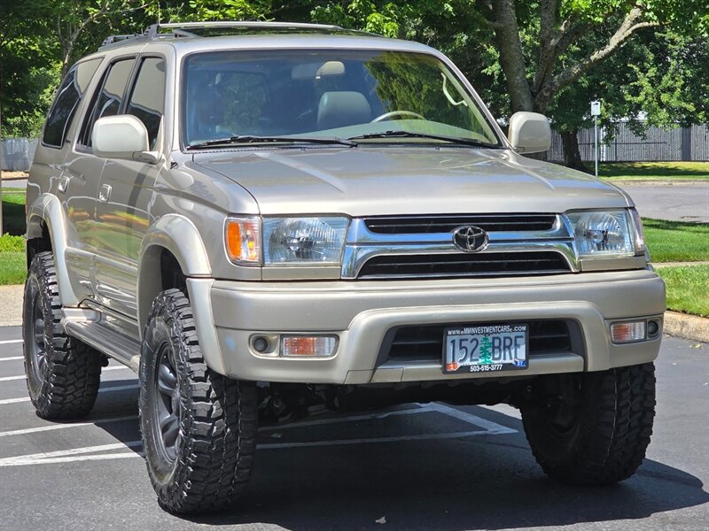 Used 2001 Toyota 4Runner Limited AWD/4WD image 2
