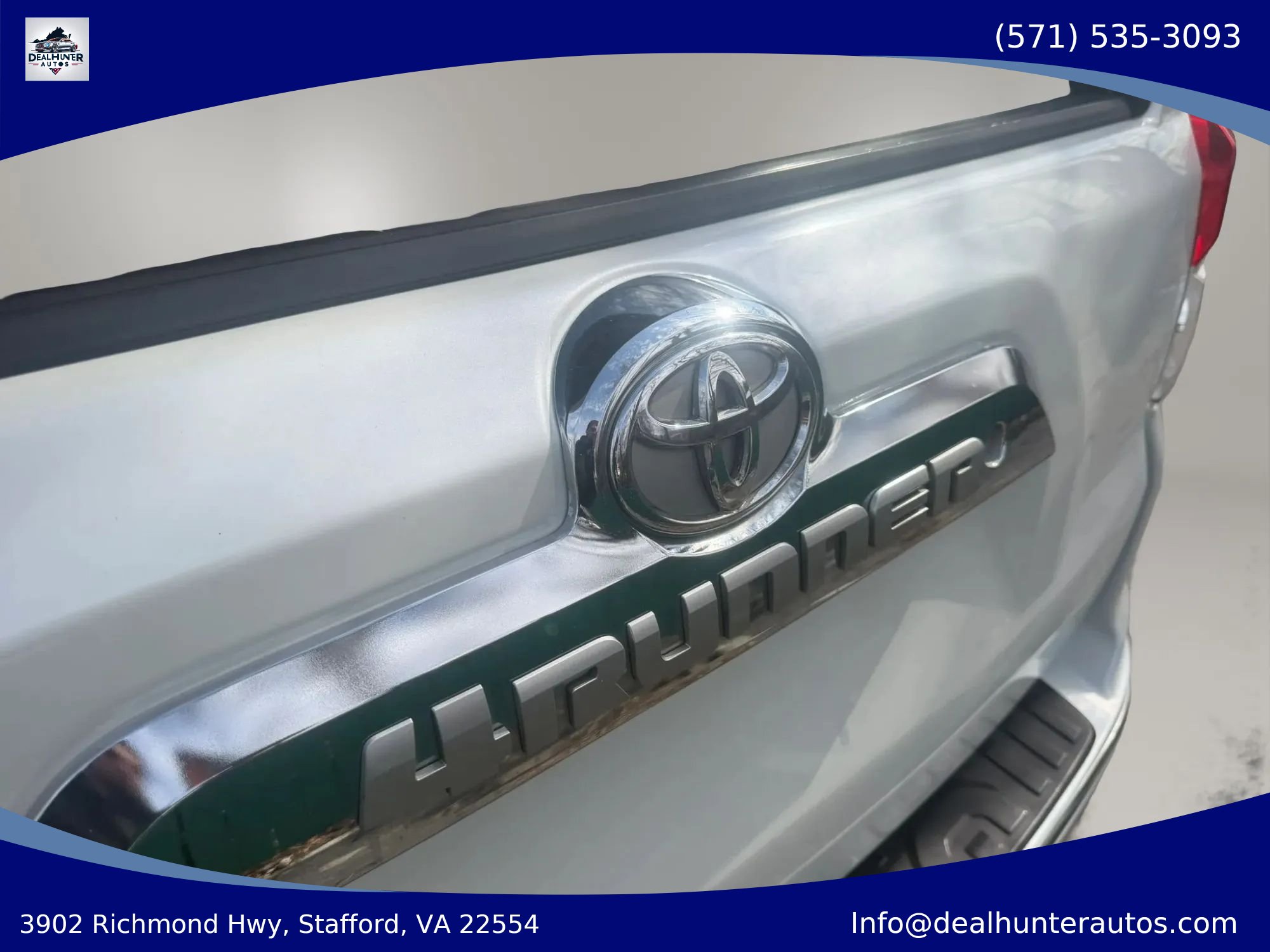 Used 2012 Toyota 4Runner SR5 AWD/4WD image 13