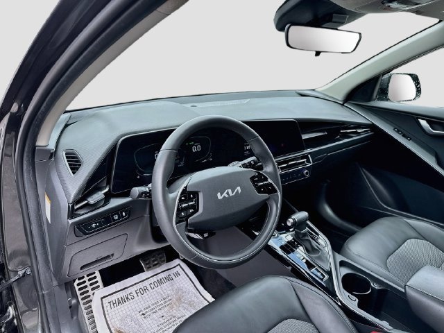 Used 2023 Kia Niro EX Touring FWD image 9