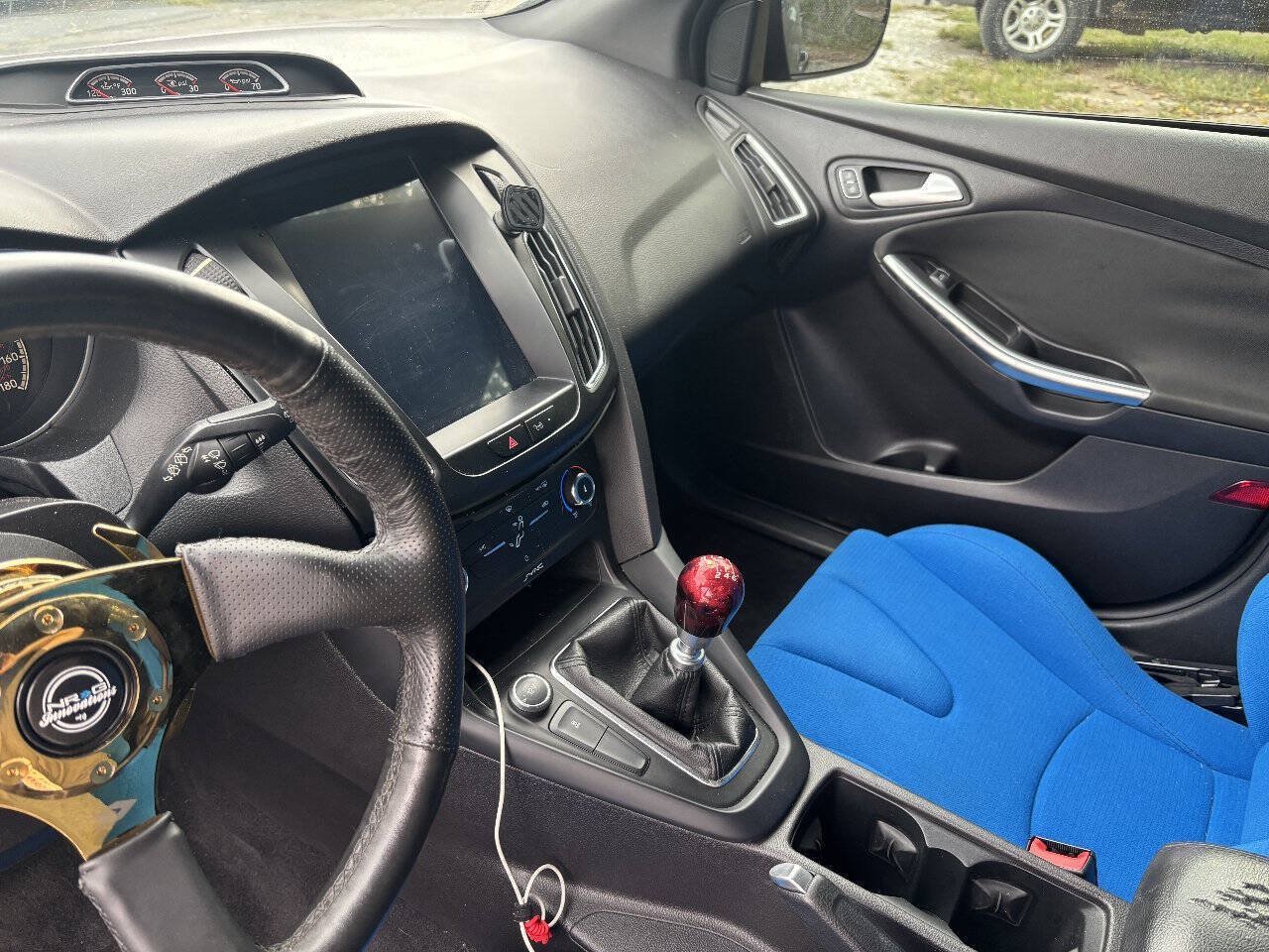 Used 2015 Ford Focus ST FWD image 16