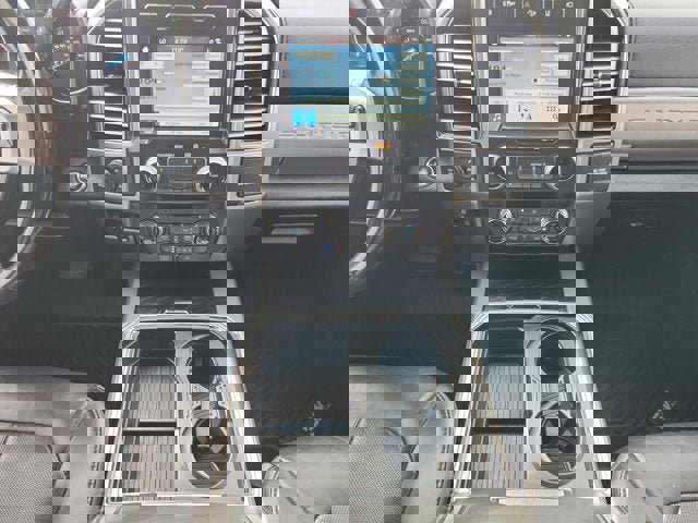 Used 2019 Ford F250 Platinum w/ Platinum Ultimate Package image 11