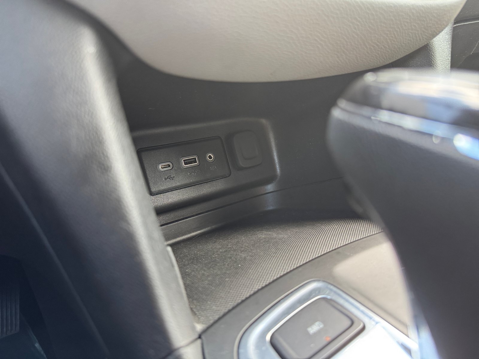 Used 2021 Chevrolet Equinox LS AWD/4WD image 20