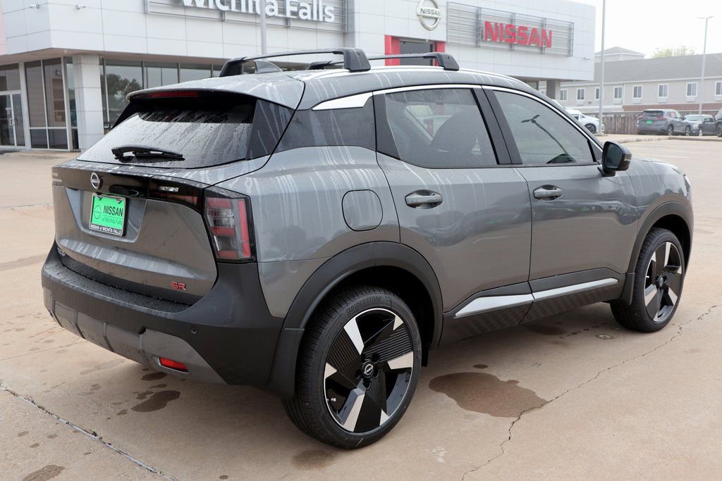 New 2025 Nissan Kicks SR FWD image 6