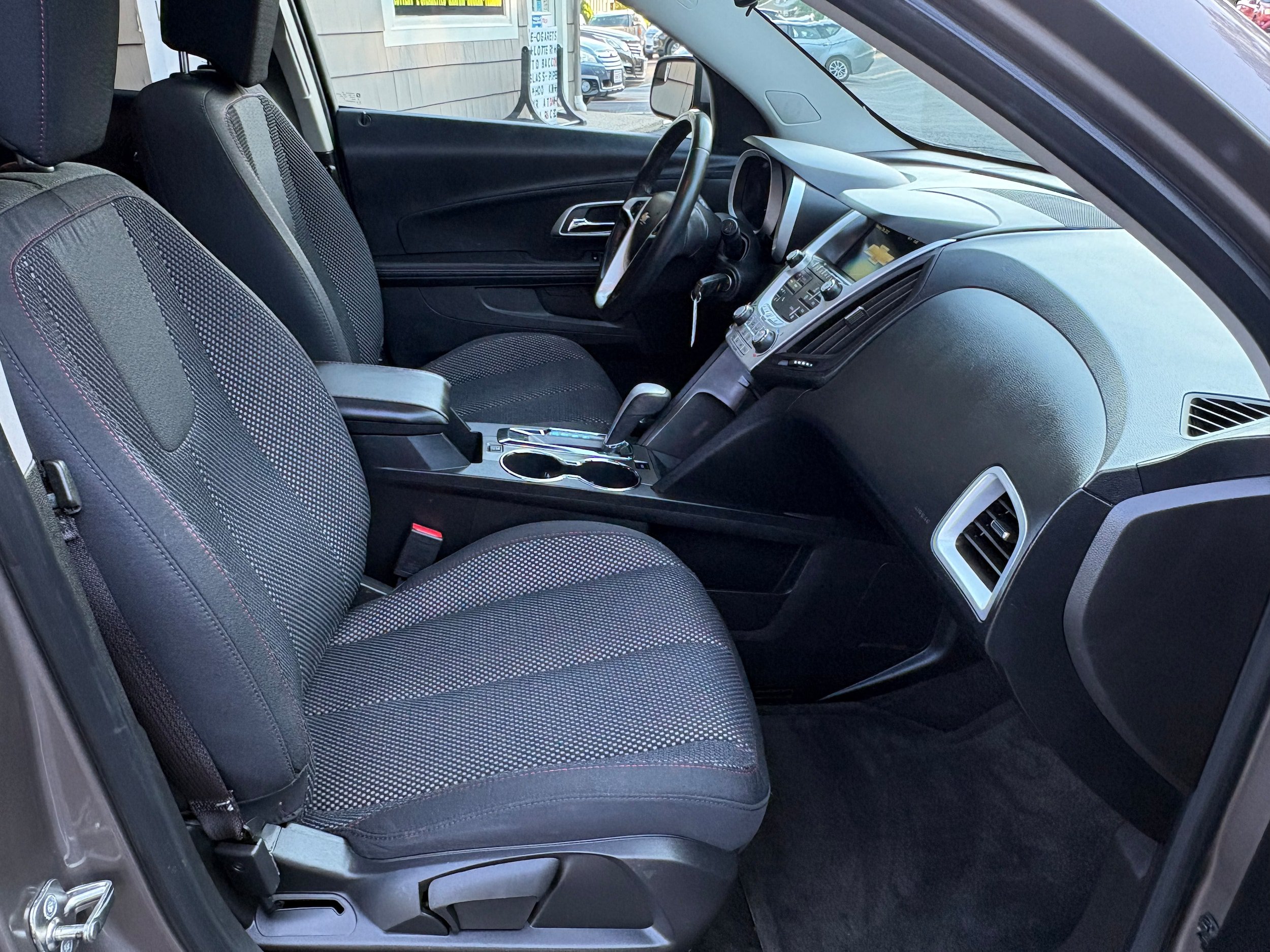 Used 2012 Chevrolet Equinox LT w/ Driver Convenience Package AWD/4WD image 23
