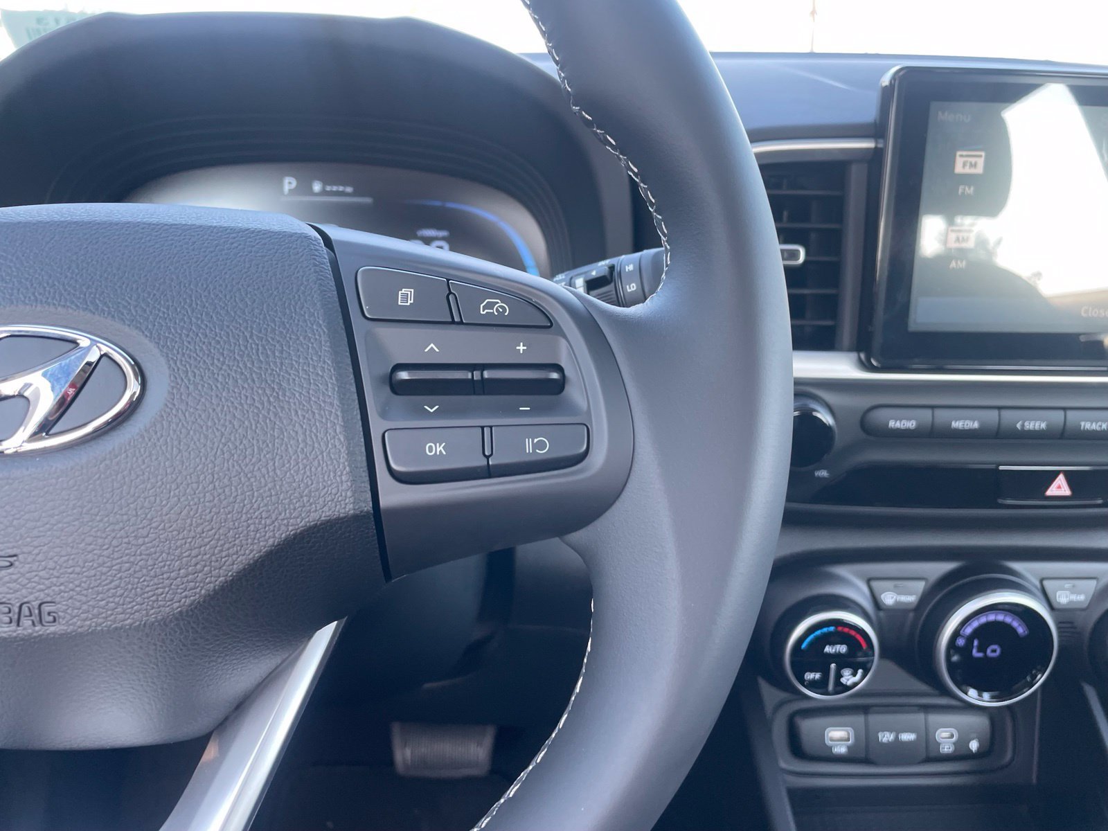 New 2026 Hyundai Venue SEL FWD image 15