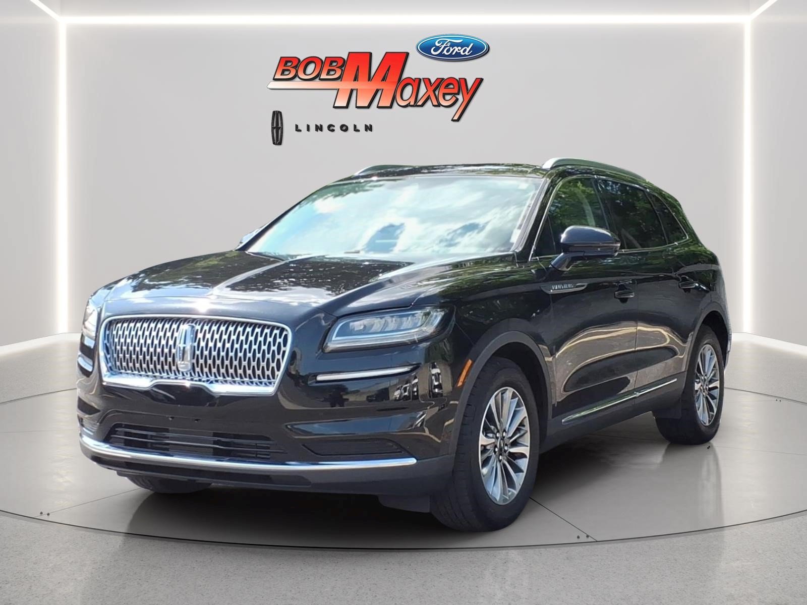 Used 2023 Lincoln Nautilus AWD w/ Premium Package