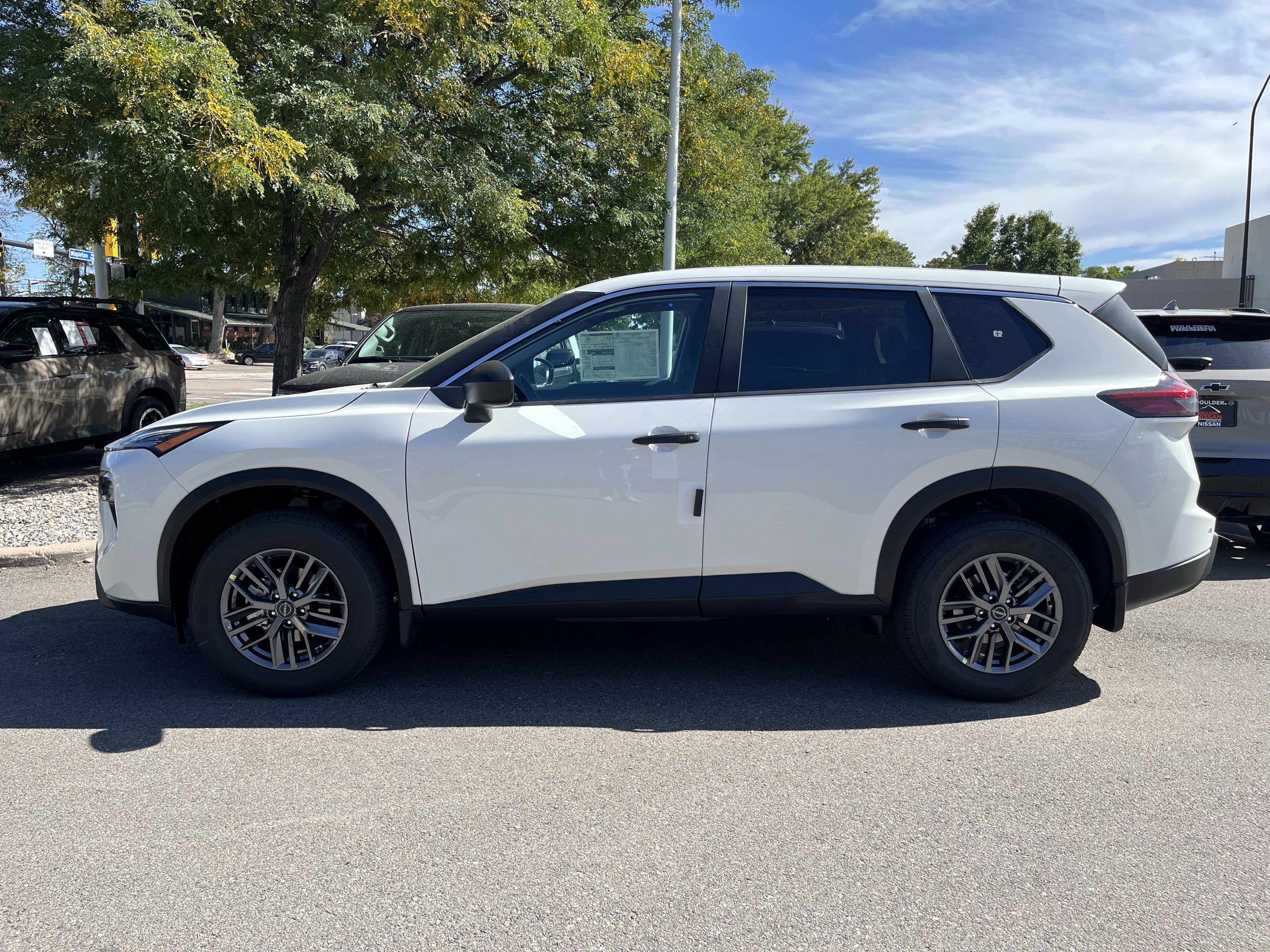New 2026 Nissan Rogue S image 4