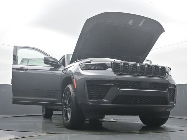 New 2026 Jeep Grand Cherokee L Laredo image 60