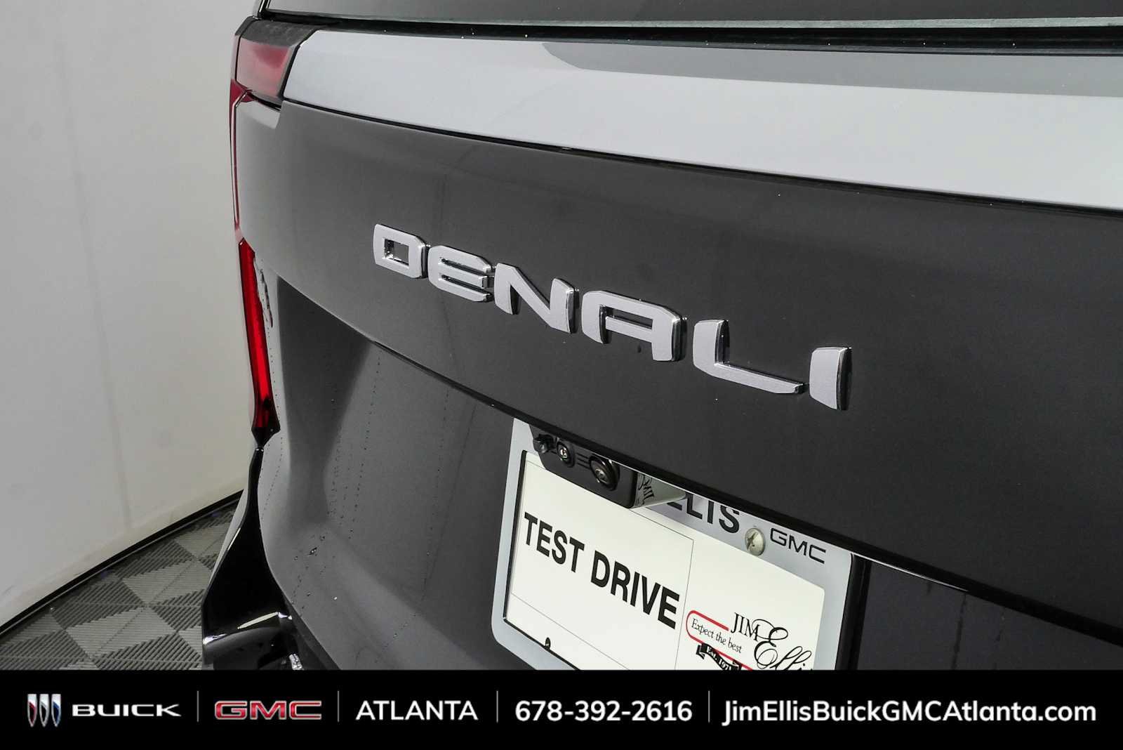 New 2026 GMC Yukon Denali w/ Denali Reserve Package AWD/4WD image 39