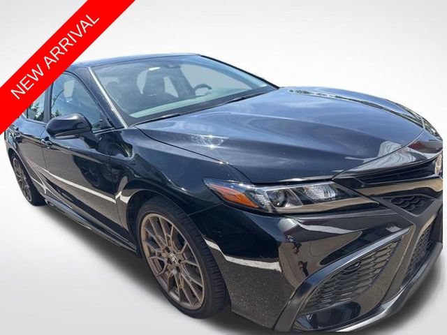 Used 2024 Toyota Camry SE w/ Convenience Package