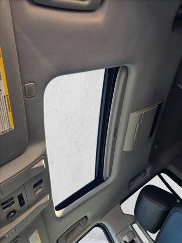 Used 2019 GMC Yukon Denali w/ Denali Ultimate Package image 15