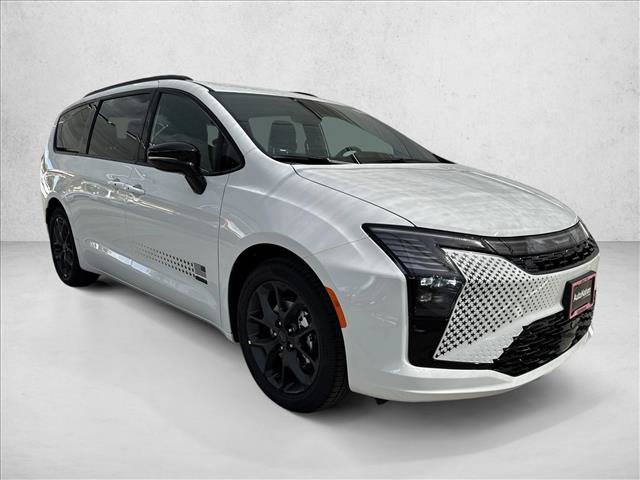New 2027 Chrysler Pacifica Select FWD image 7