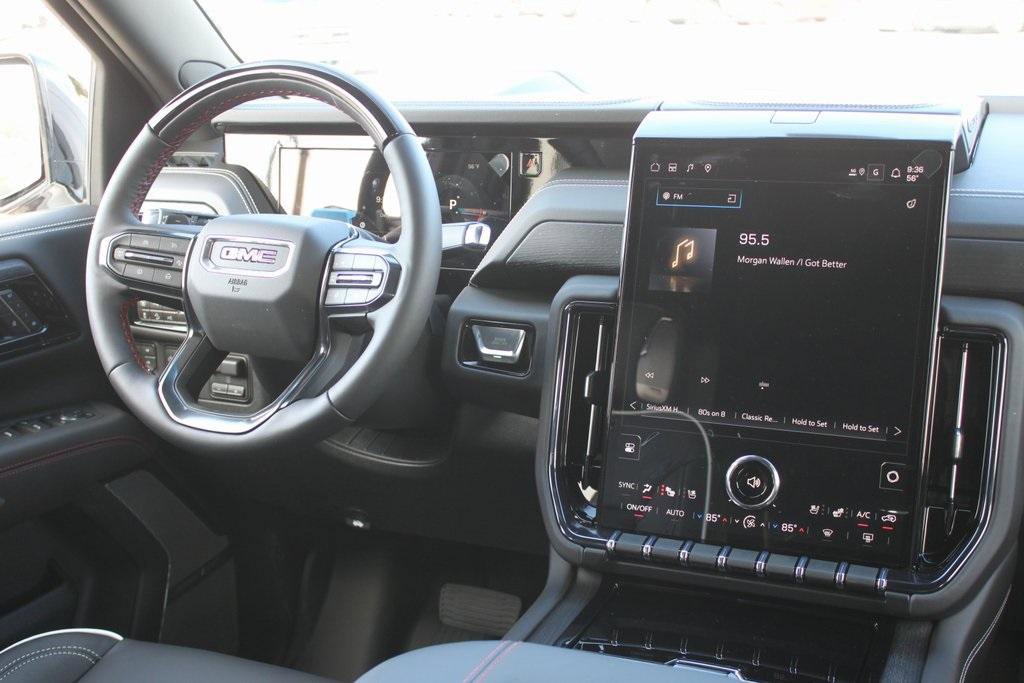 New 2026 GMC Yukon AT4 Ultimate w/ LPO, Floor Liner Package image 10