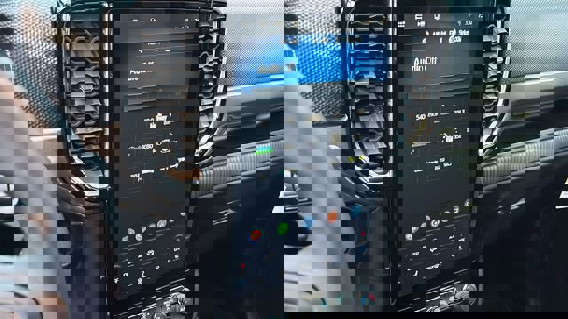 New 2026 Ford Ranger XLT w/ Equipment Group 301A High image 16