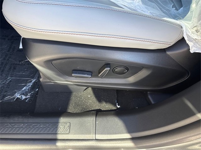 New 2026 Ford Explorer Active image 26