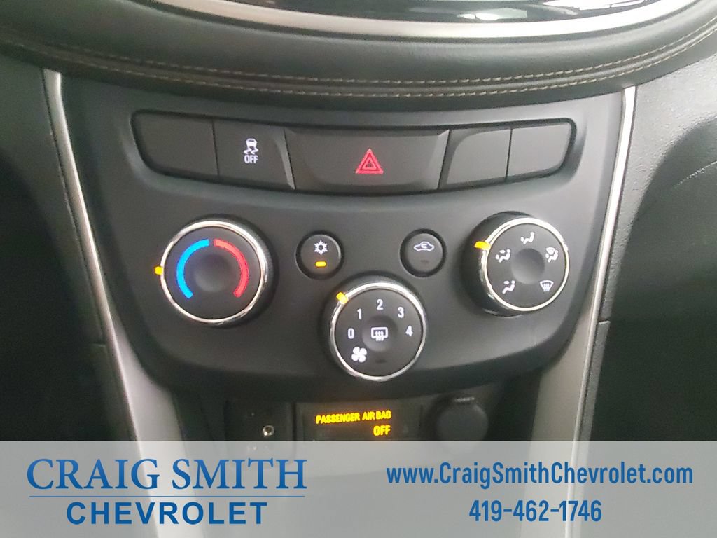 Used 2019 Chevrolet Trax LT w/ LT Convenience Package AWD/4WD image 24