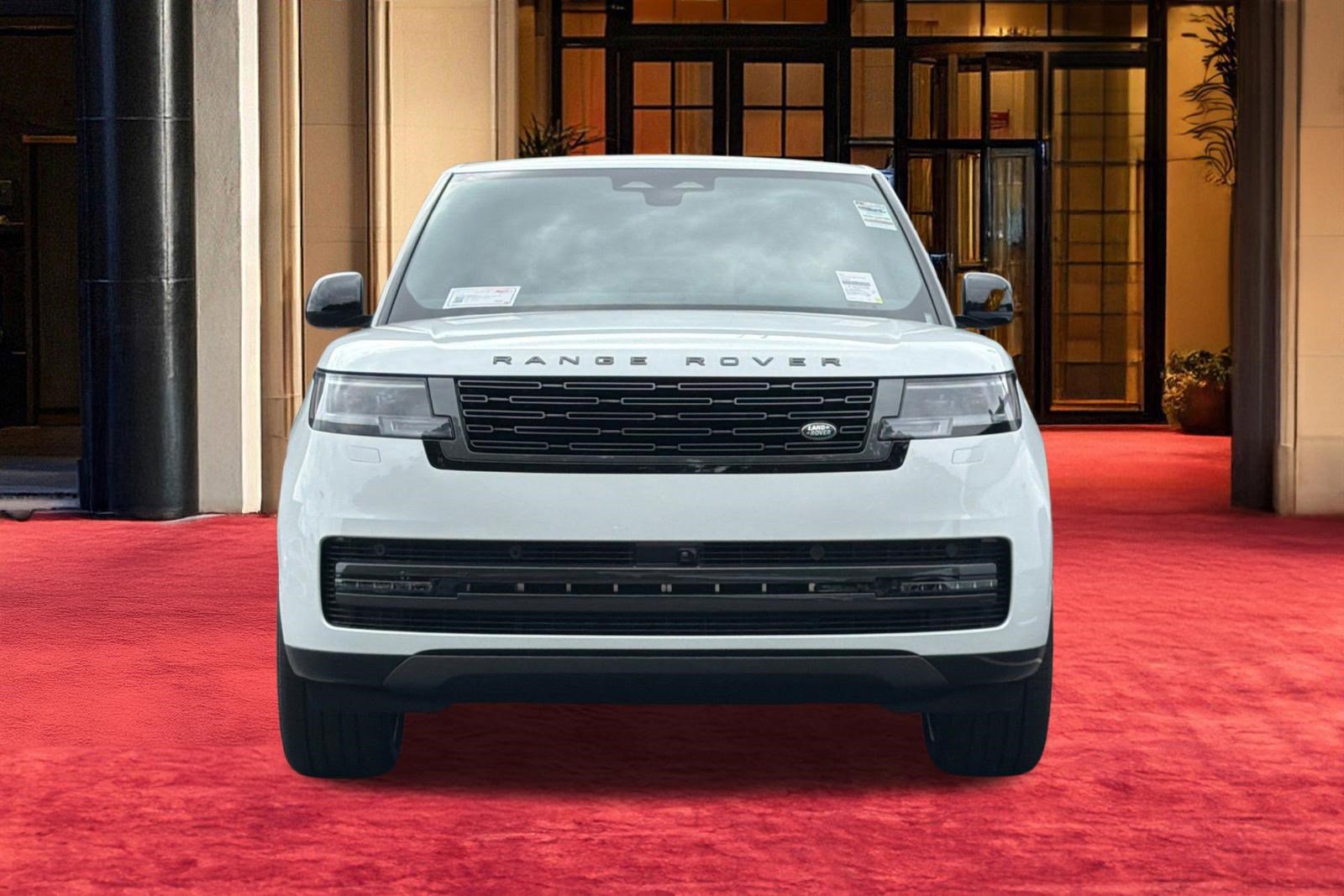 New 2026 Land Rover Range Rover Long Wheelbase SE AWD/4WD image 6