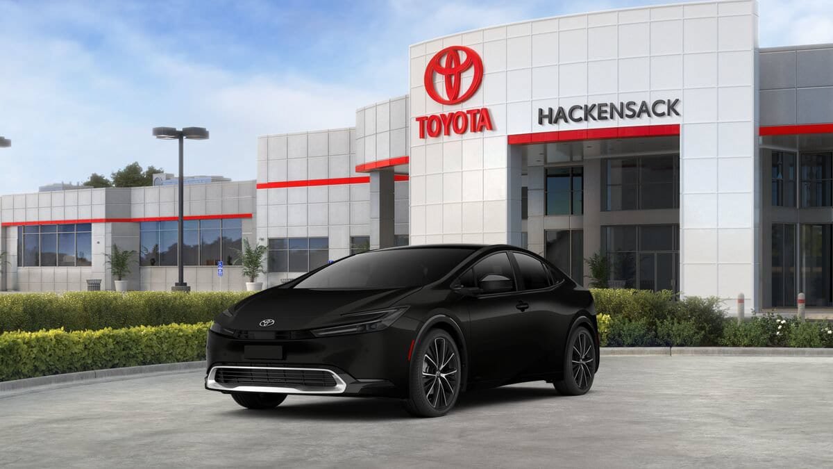 New 2027 Toyota Prius XLE AWD/4WD image 1