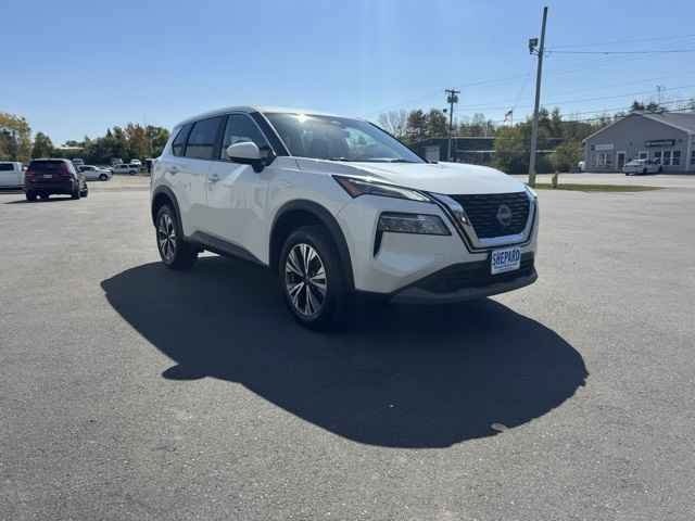 Used 2023 Nissan Rogue SV image 3