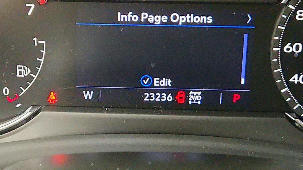 Used 2021 Cadillac XT4 Luxury w/ Cold Weather Package AWD/4WD image 16