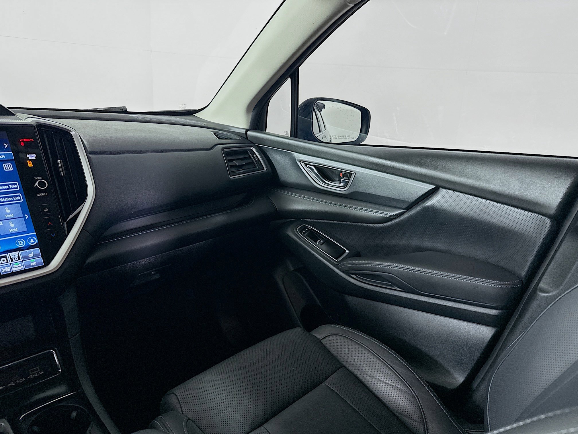 Used 2023 Subaru Ascent Limited image 27