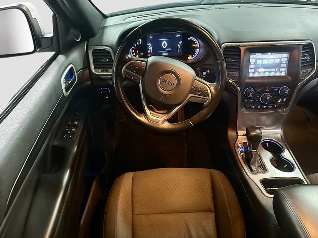 Used 2020 Jeep Grand Cherokee Laredo image 22