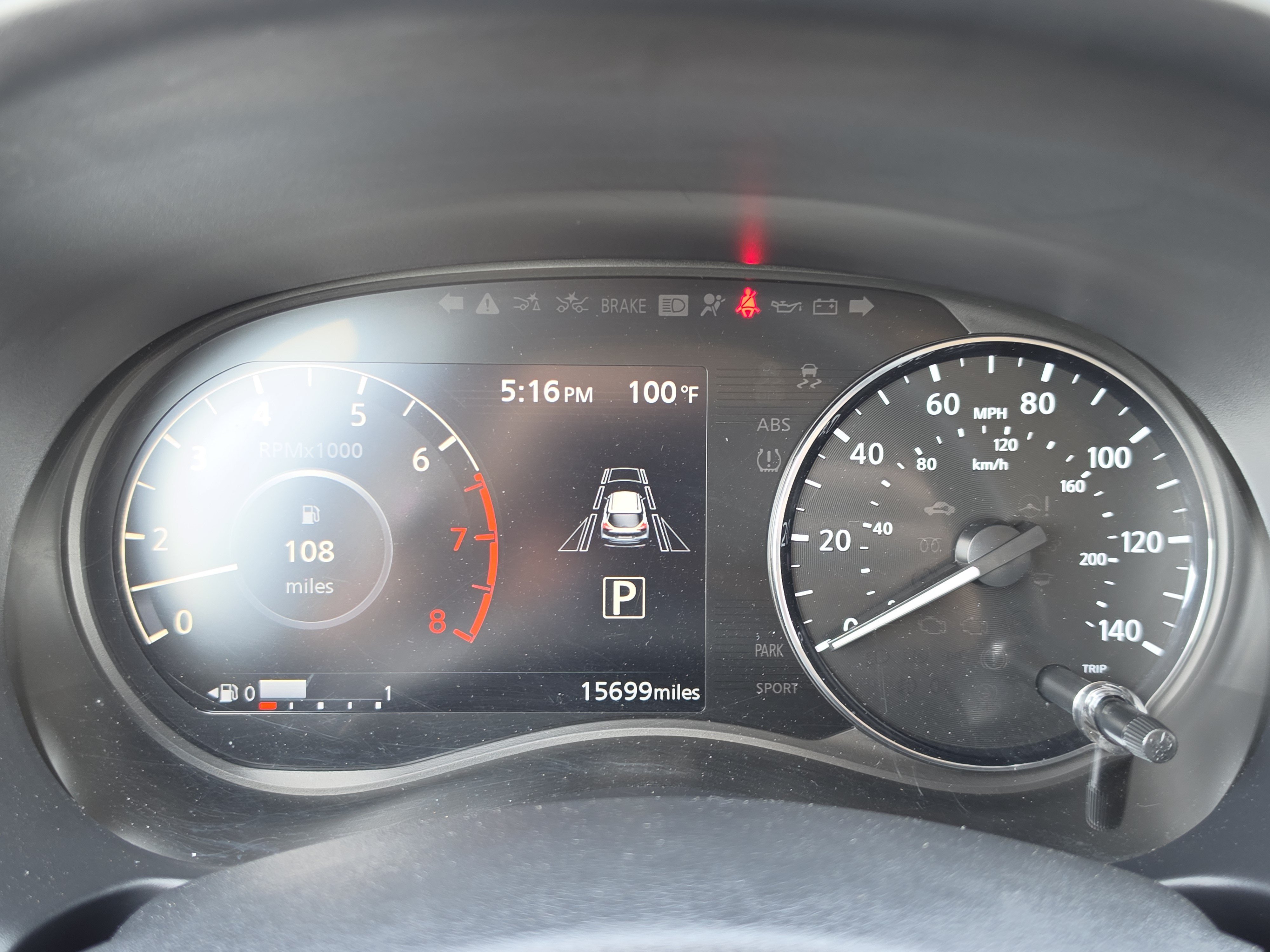 Used 2024 Nissan Kicks SR w/ Interior Electronics Package FWD image 18