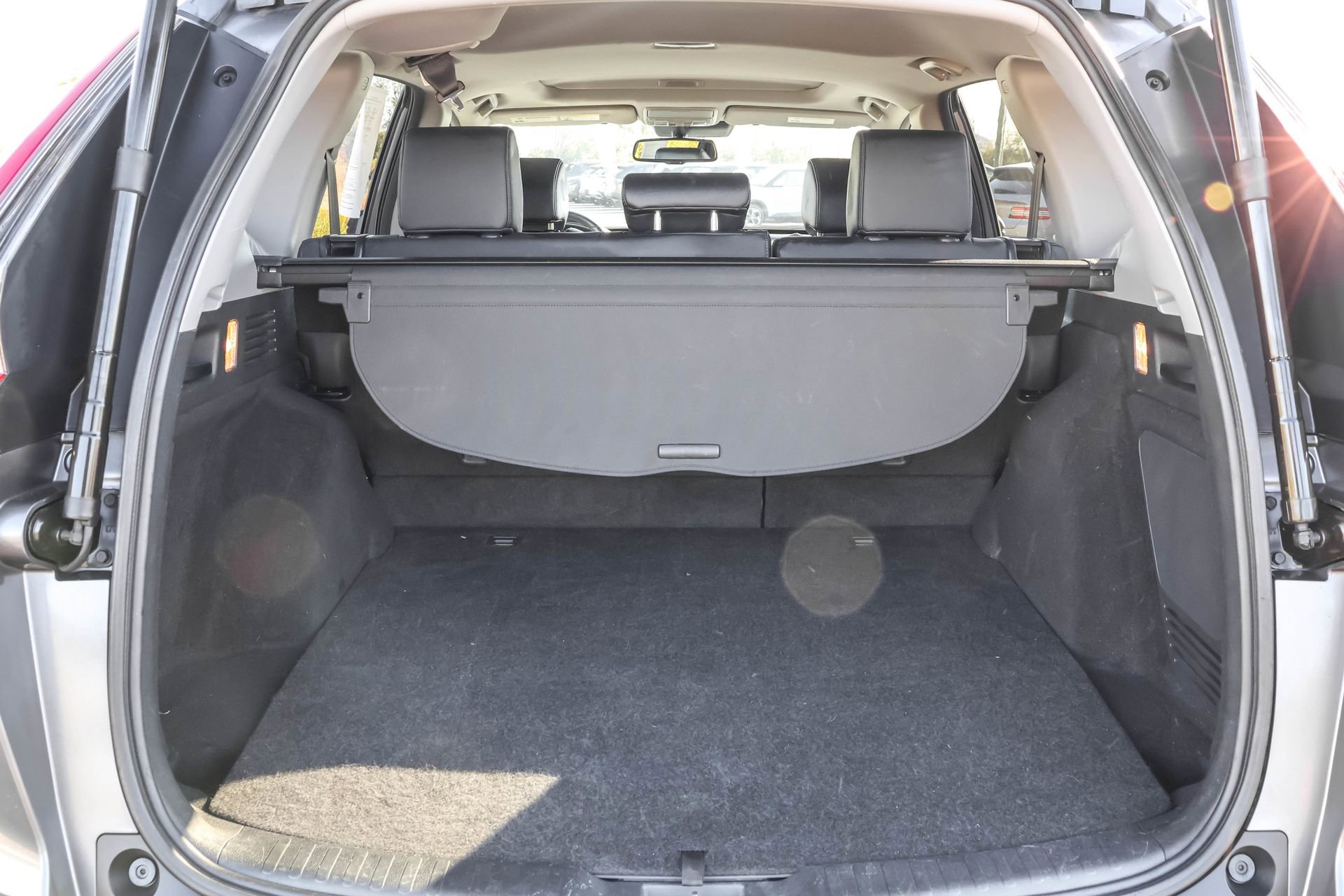 Used 2020 Honda CR-V Touring image 37