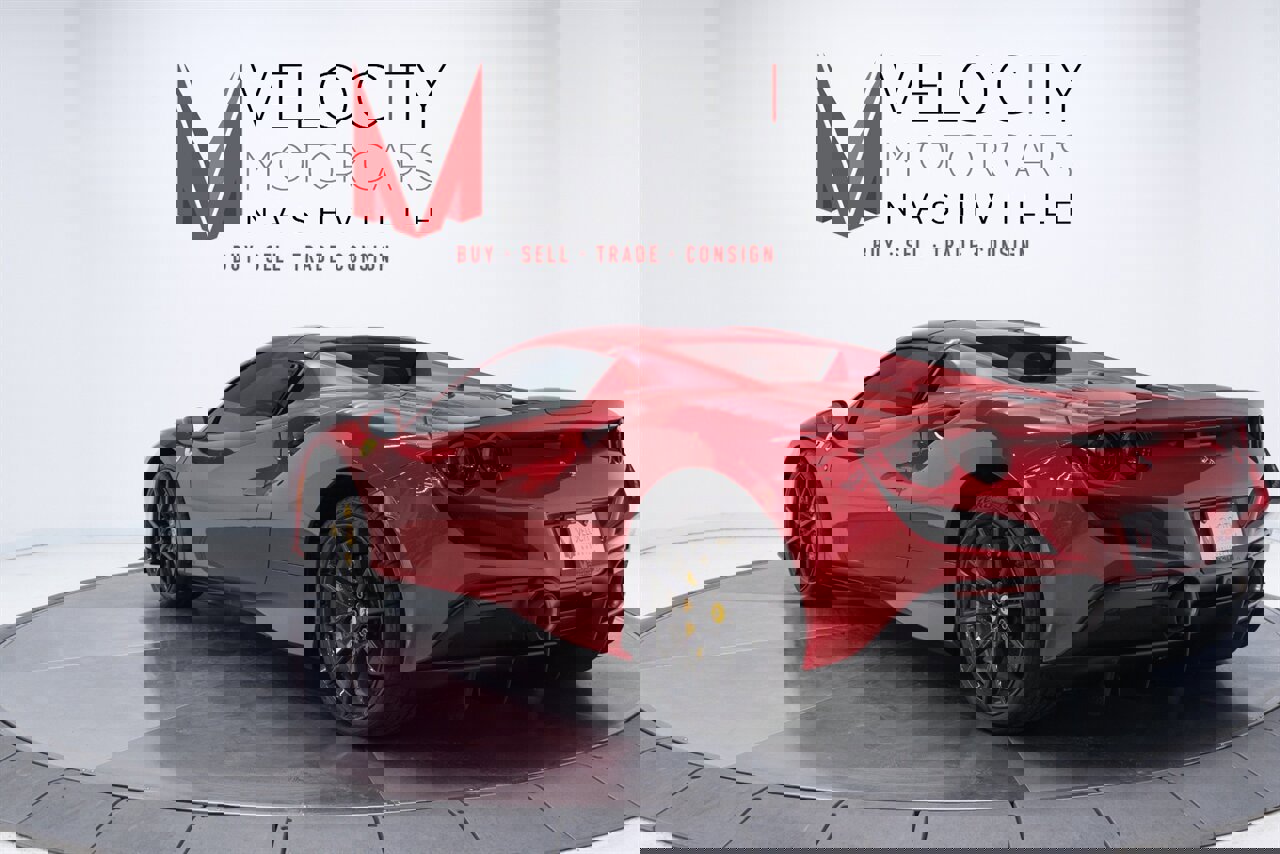 Used 2022 Ferrari F8 Tributo image 8