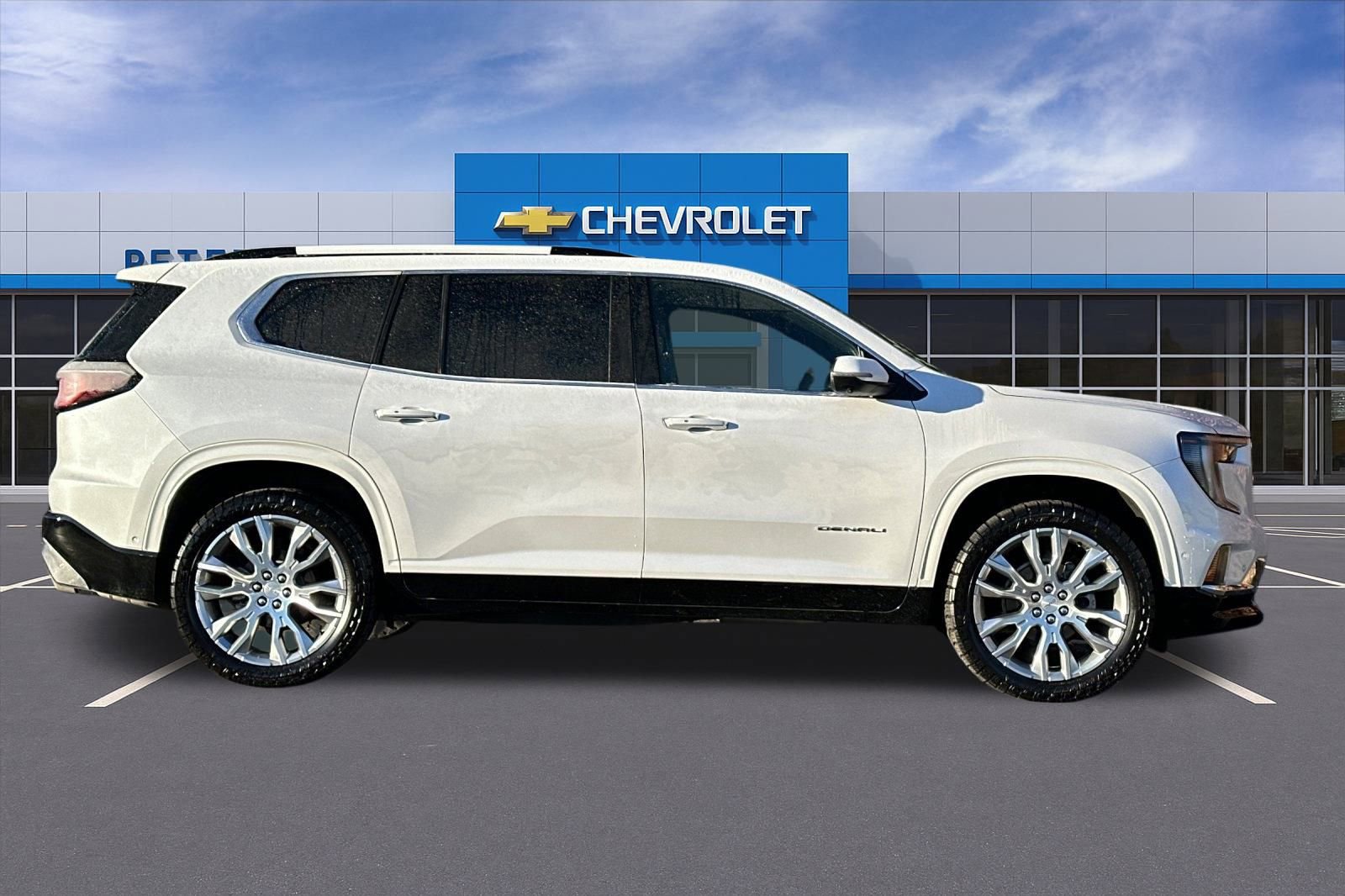 Certified 2024 GMC Acadia Denali w/ Super Cruise Package image 3