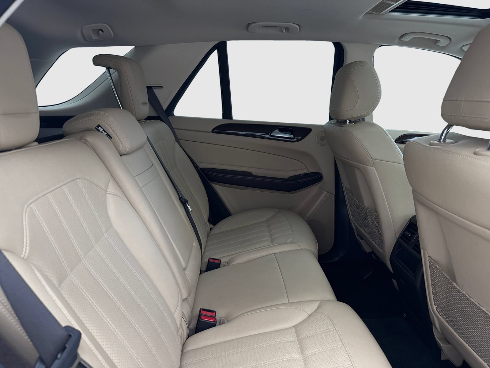 Used 2016 Mercedes-Benz GLE 350 4MATIC w/ Premium Package image 46