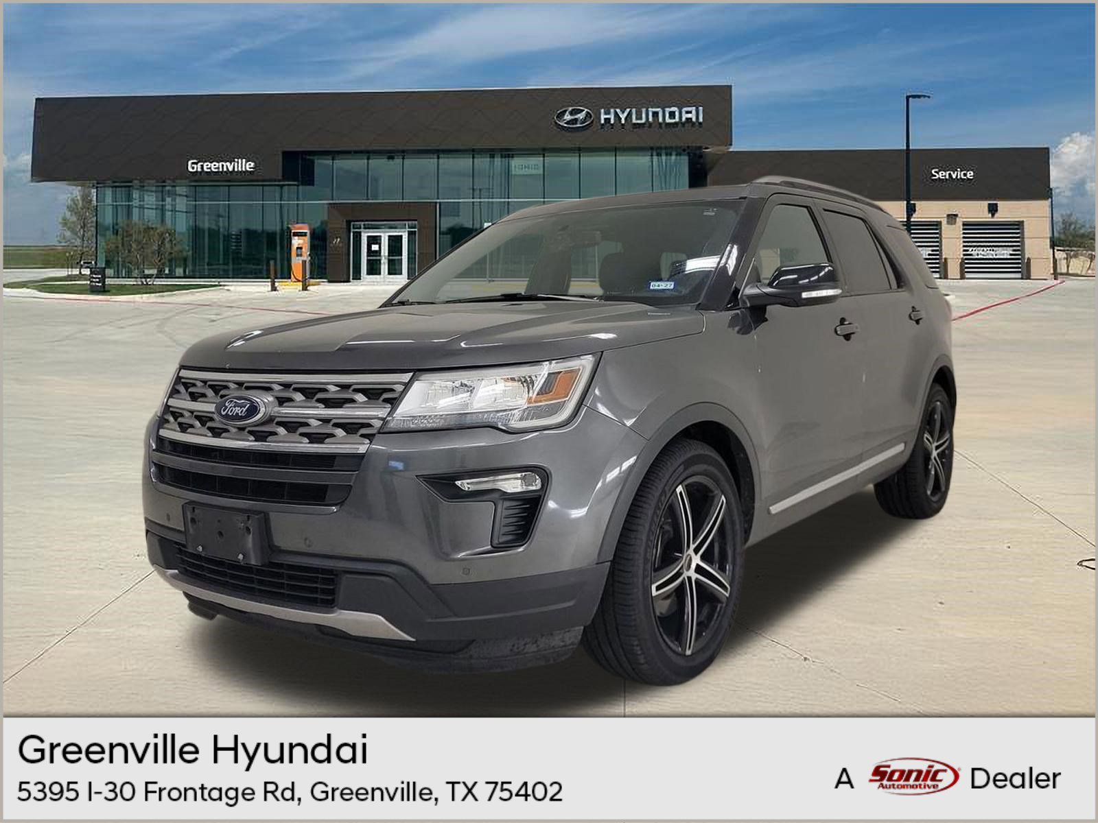 Used 2018 Ford Explorer XLT w/ Equipment Group 202A FWD image 1