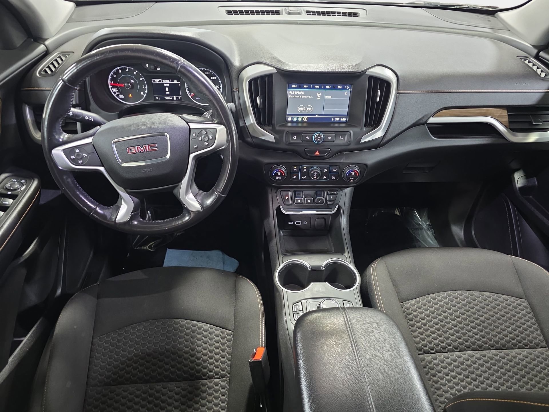 Used 2018 GMC Terrain SLE w/ Driver Convenience Package image 9