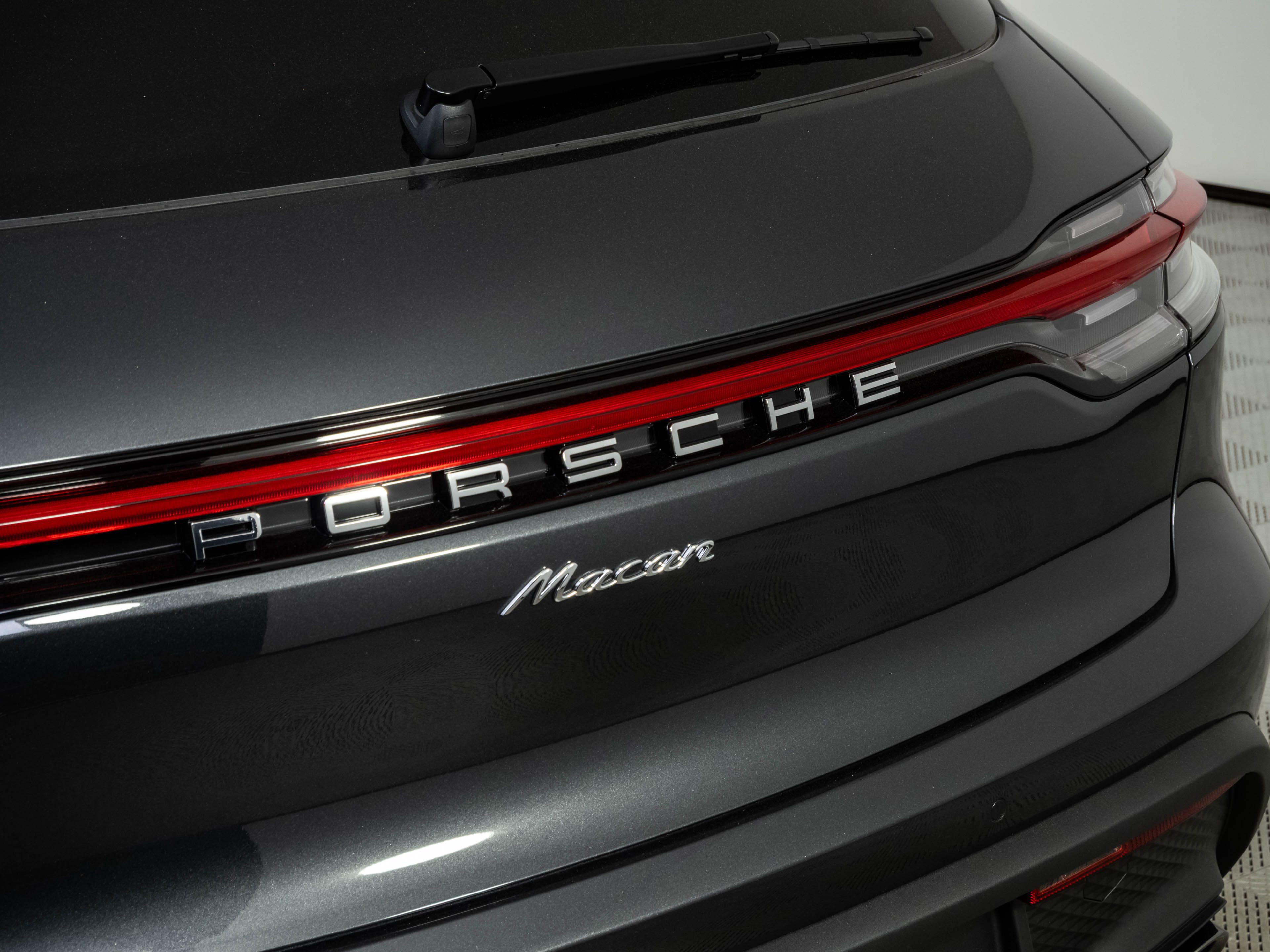 New 2026 Porsche Macan AWD/4WD image 37