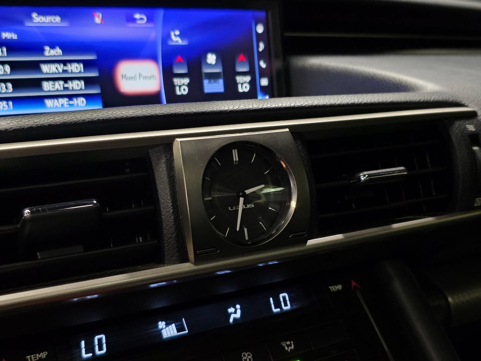 Used 2017 Lexus IS 350 F Sport RWD image 25