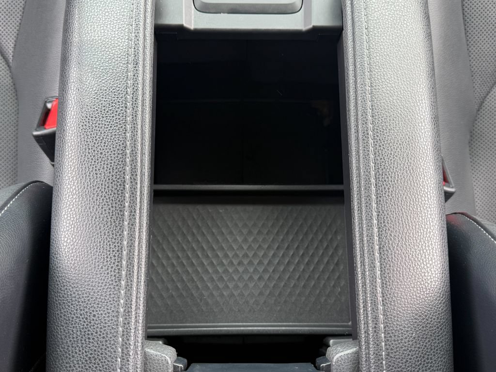 Used 2024 Toyota Grand Highlander FWD image 32