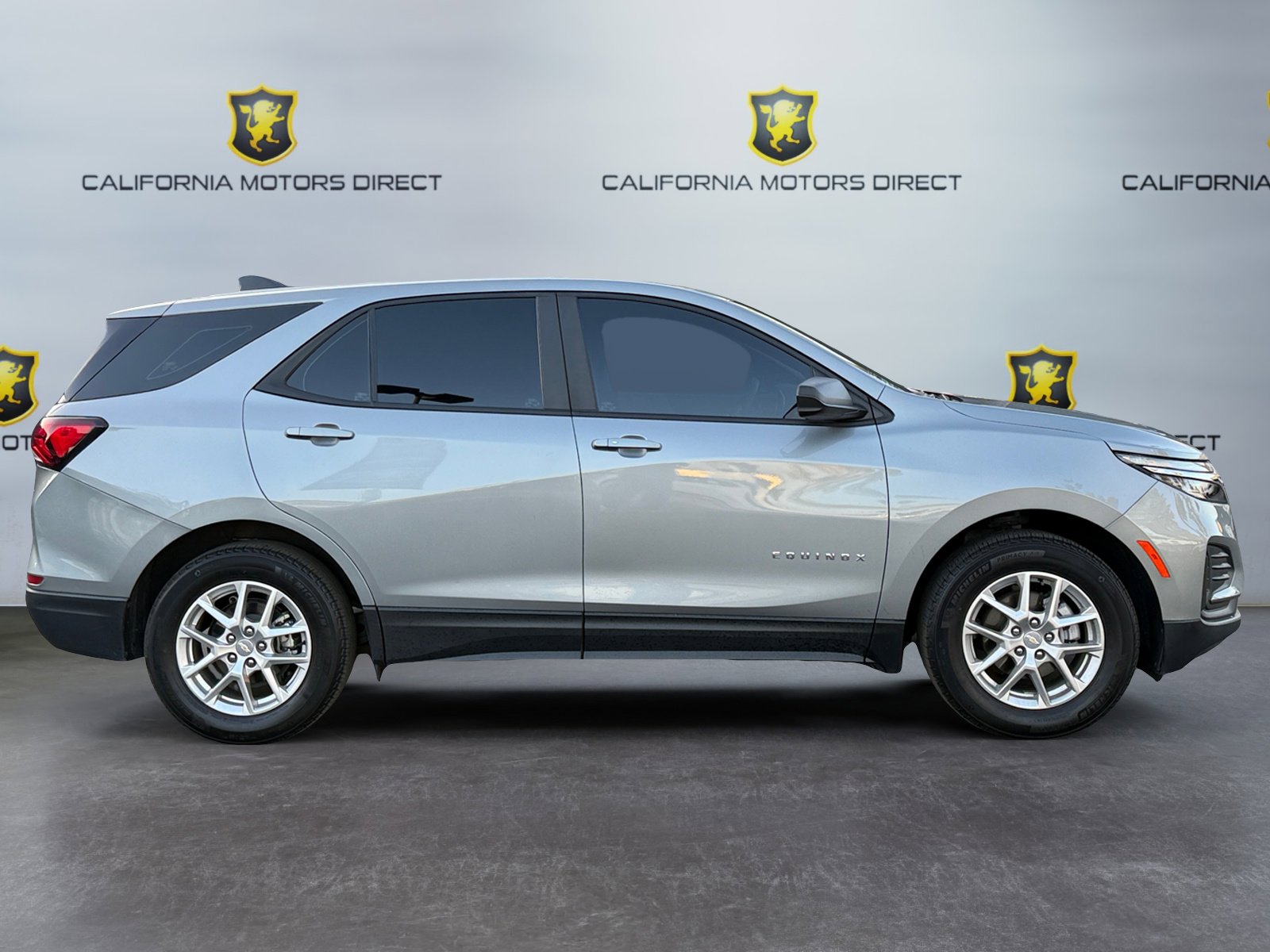 Used 2023 Chevrolet Equinox LS image 6