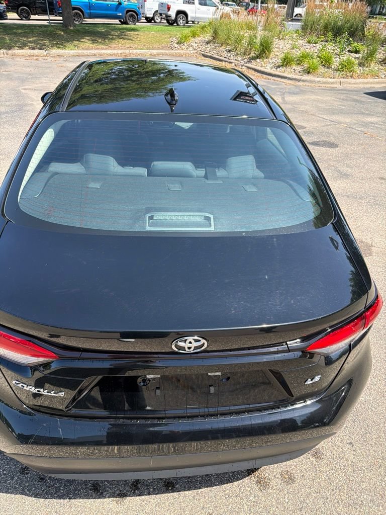 Used 2024 Toyota Corolla LE FWD image 19