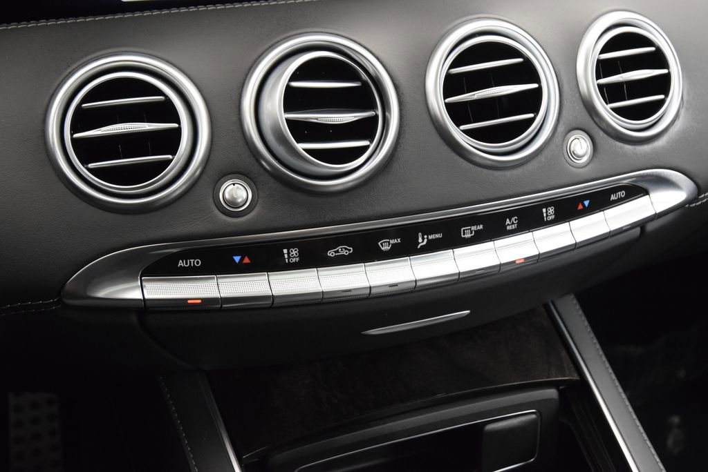 Used 2019 Mercedes-Benz S 560 4MATIC Coupe image 33