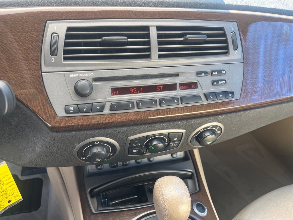 Used 2003 BMW Z4 2.5i image 10