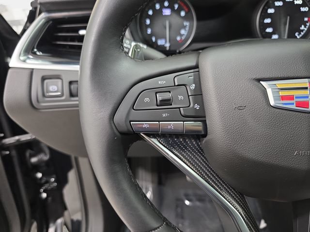 Certified 2024 Cadillac XT6 Sport w/ Technology Package AWD/4WD image 14