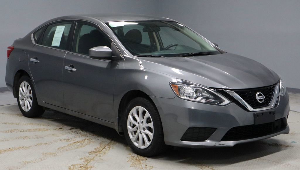 Used 2019 Nissan Sentra SV image 1