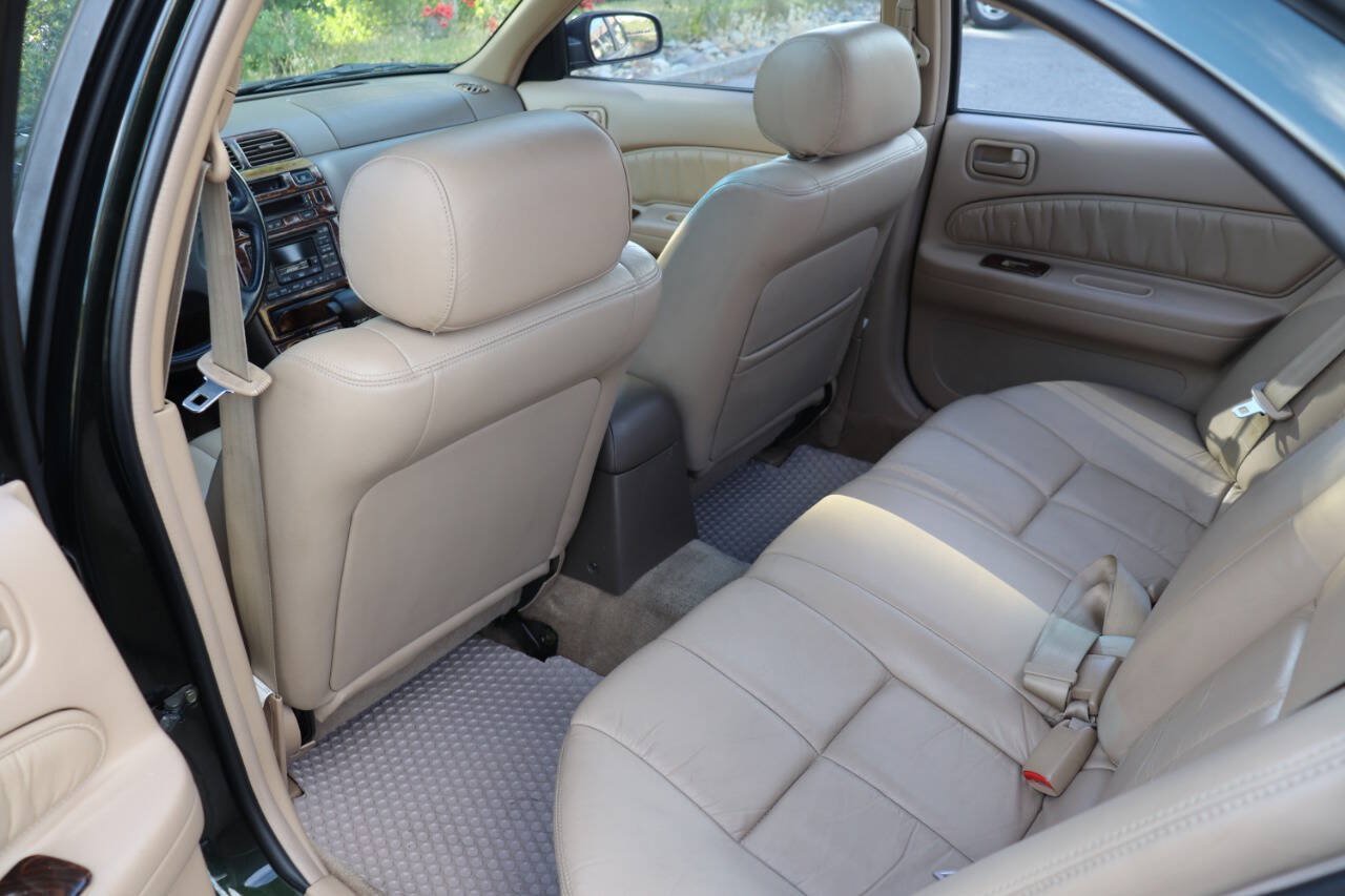 Used 1997 Nissan Maxima GXE FWD image 28