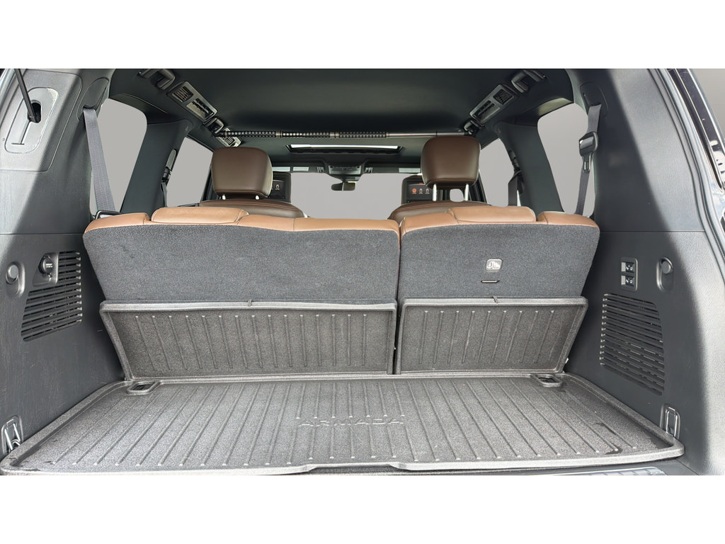 Certified 2020 Nissan Armada Platinum w/ Platinum Reserve Package RWD image 12