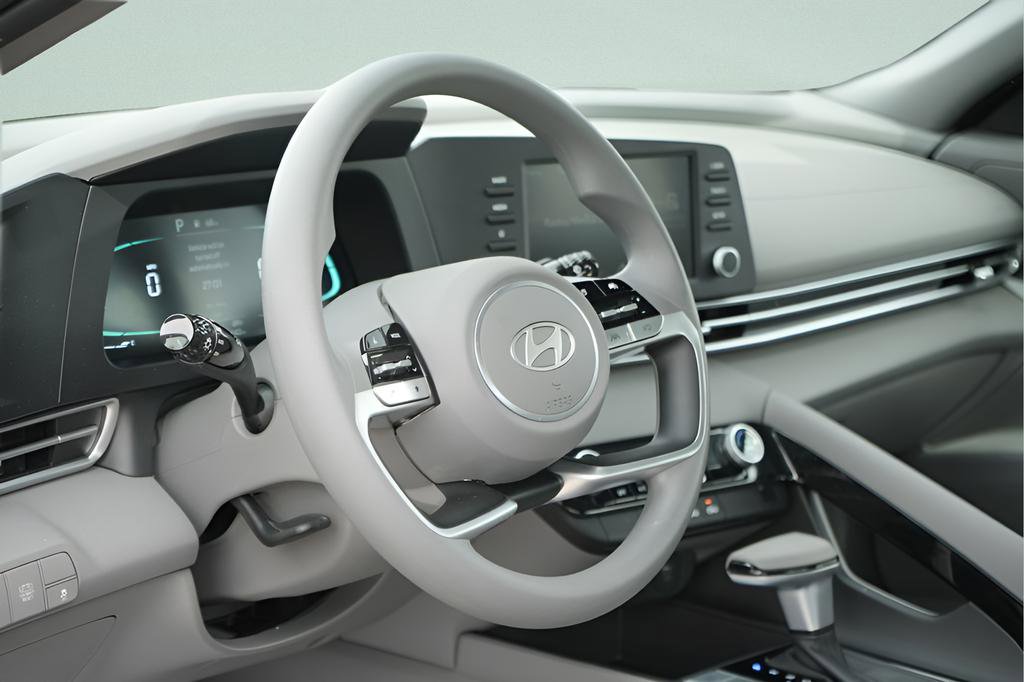 Certified 2025 Hyundai Elantra Blue FWD image 23