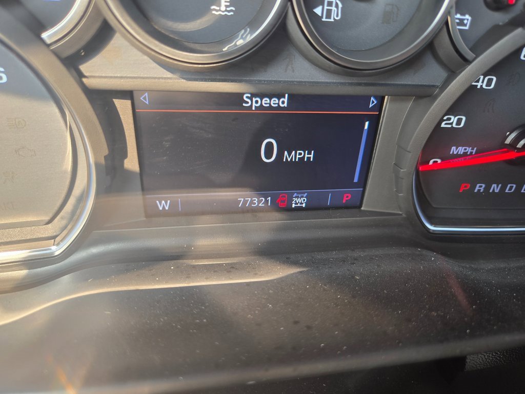 Used 2021 Chevrolet Silverado 1500 LT Trail Boss w/ Bed Protection Package image 11