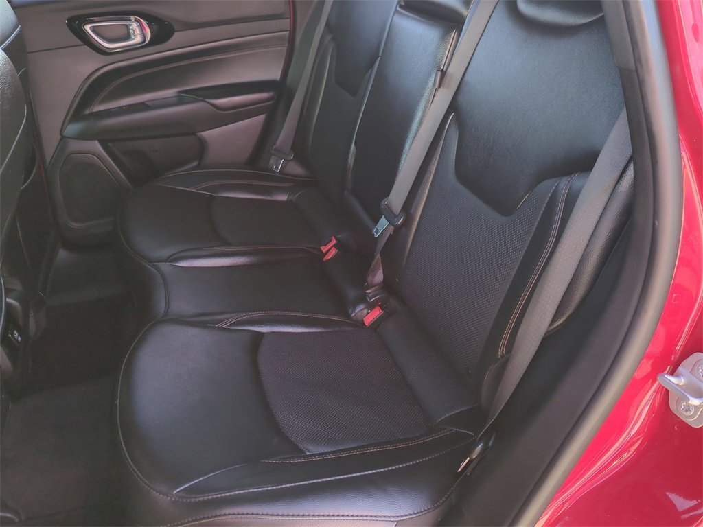 Used 2022 Jeep Compass Limited image 23