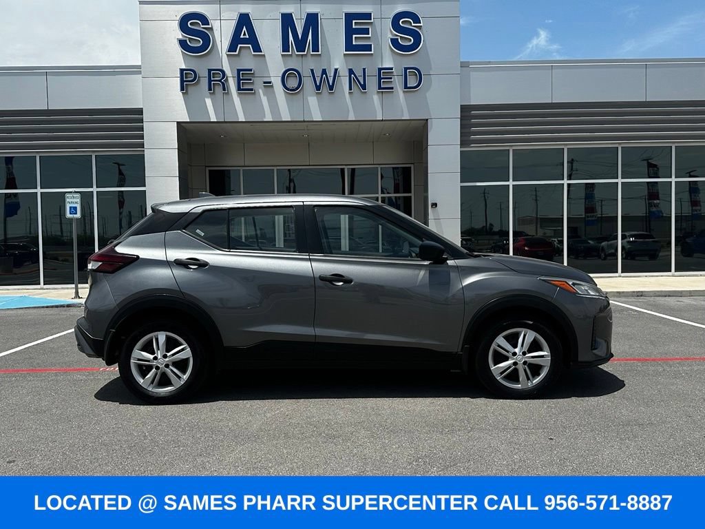 Used 2024 Nissan Kicks S FWD image 3