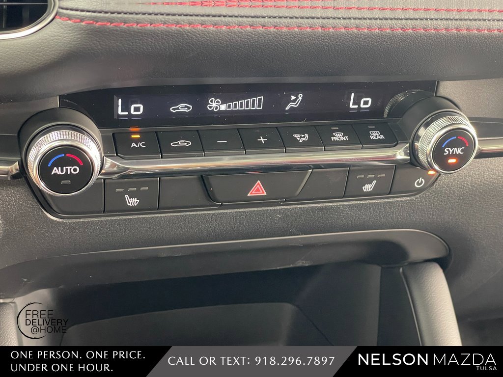 New 2026 MAZDA MAZDA3 Carbon image 32